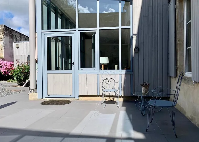 Tiny House Au Coeur De アパート バイユー