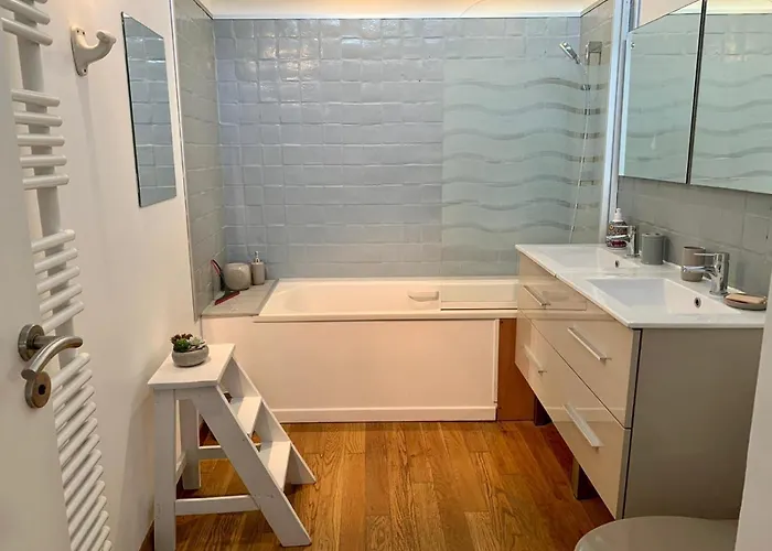 Tiny House Au Coeur De アパート